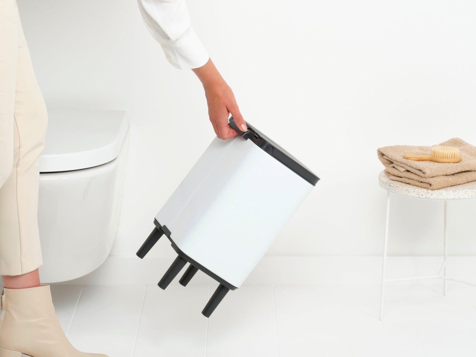 Brabantia Bo 7L Waste Bin Hi - White - Value Village