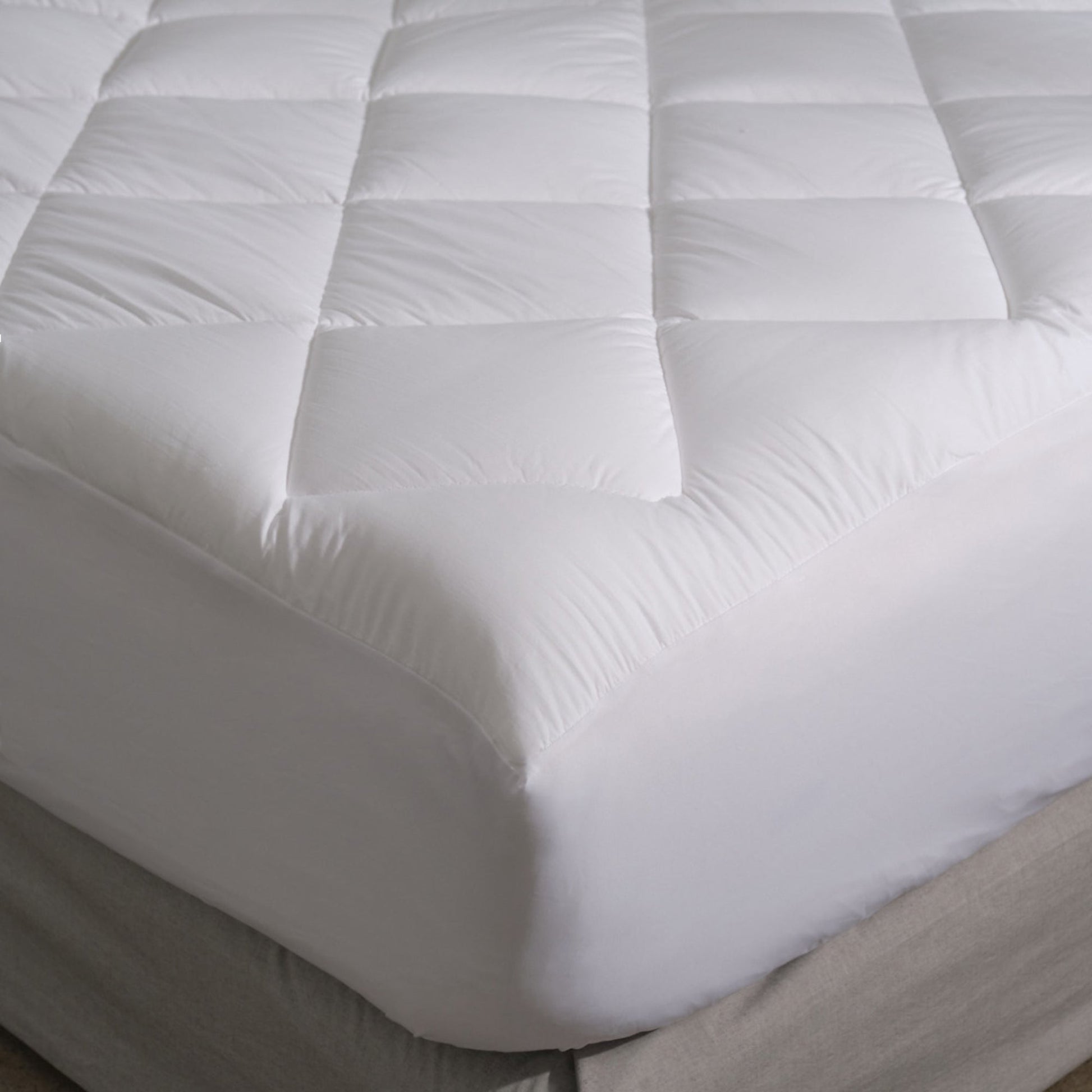 Canningvale Luxury Mattress Topper - Queen - Value Village